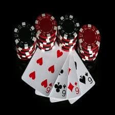 Live dealer studio dengan multi-kamera menampilkan permainan Dragon Tiger dan Sic Bo di jayaslot88